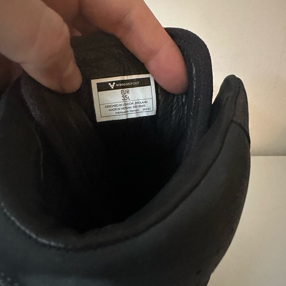 Vivo Barefoot Tracker Hi Women’s snow boot. - Picture 2 of 4